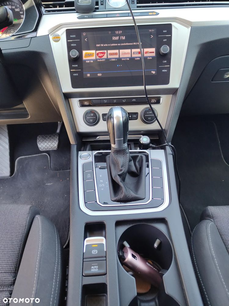 Volkswagen Passat 2.0 TDI SCR DSG Comfortline - 13