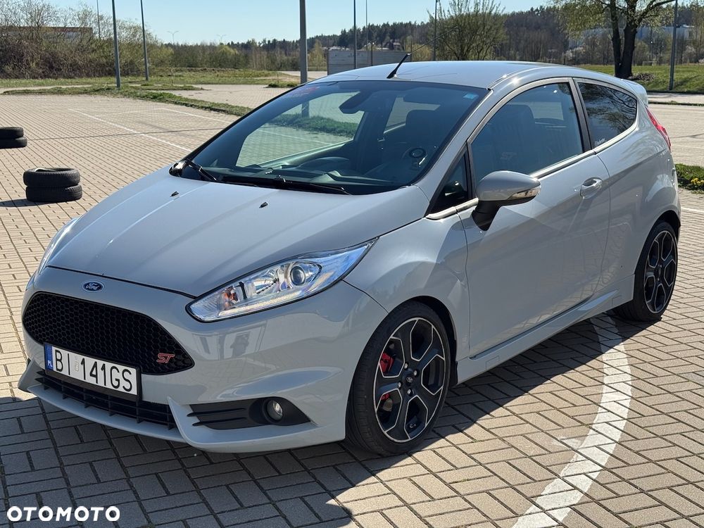 Ford Fiesta ST200 - 2