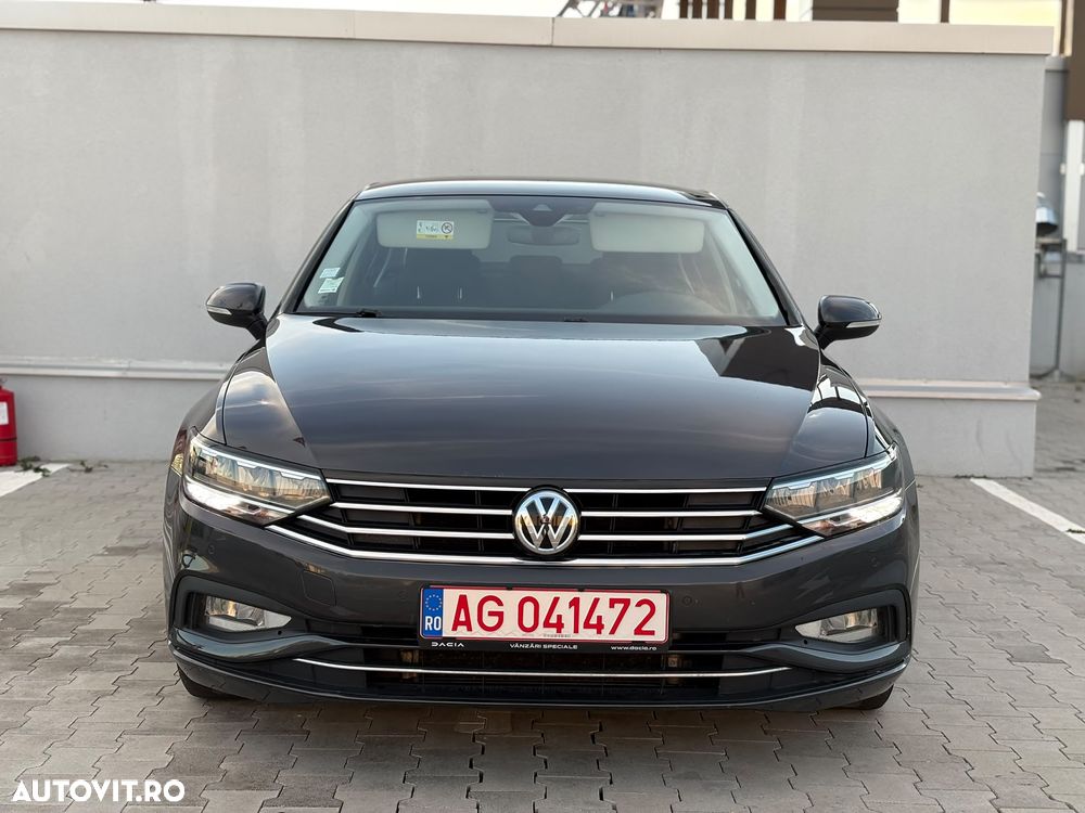 Volkswagen Passat - 6