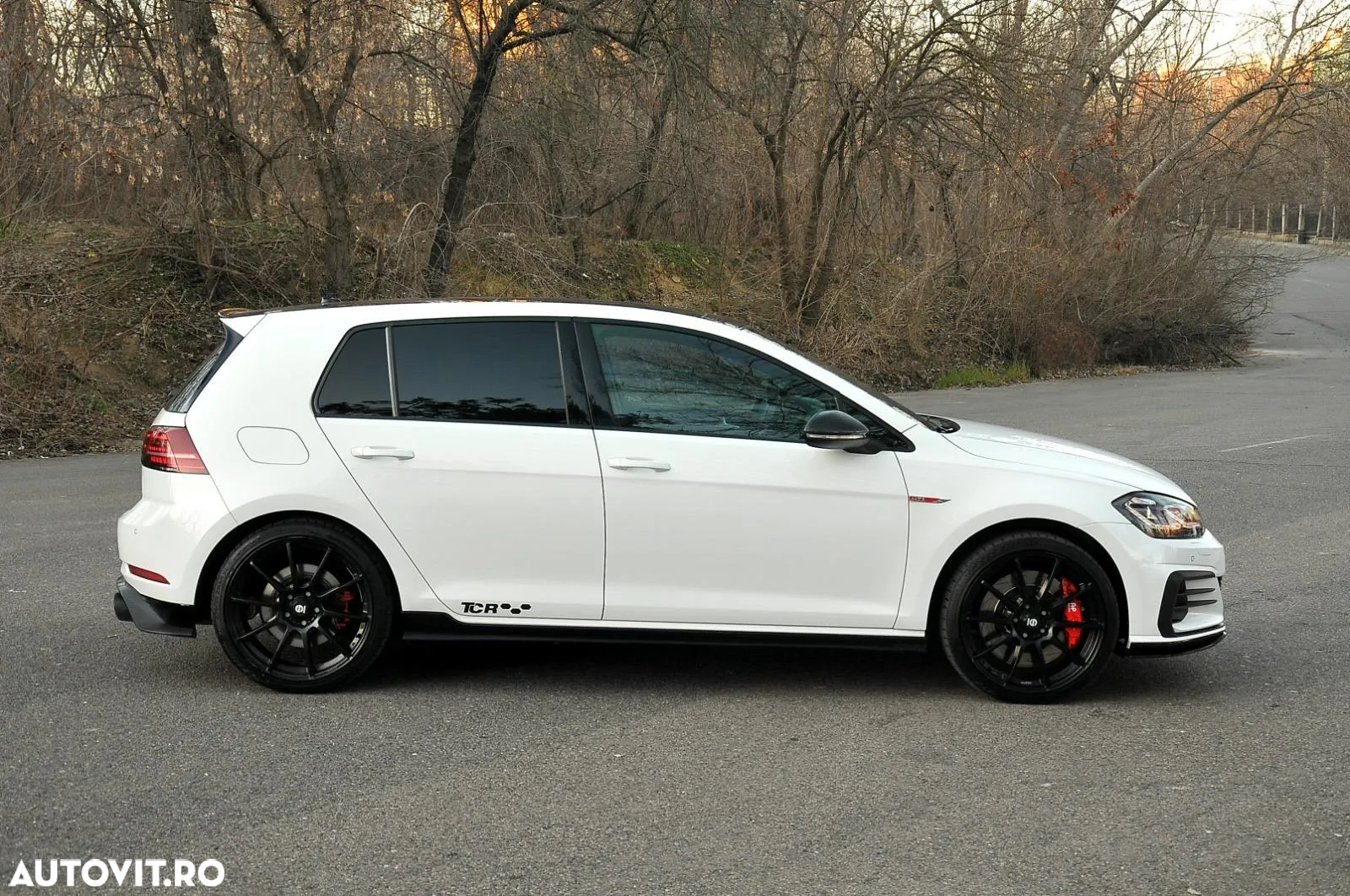 Volkswagen Golf 2.0 TSI DSG GTI Performance - 4