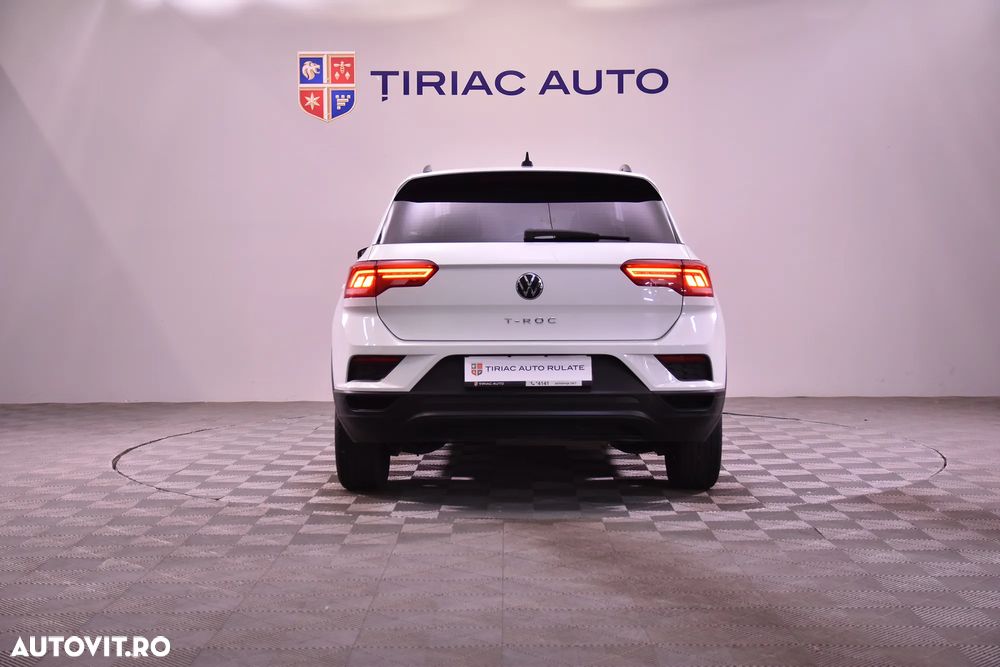 Volkswagen T-Roc - 4