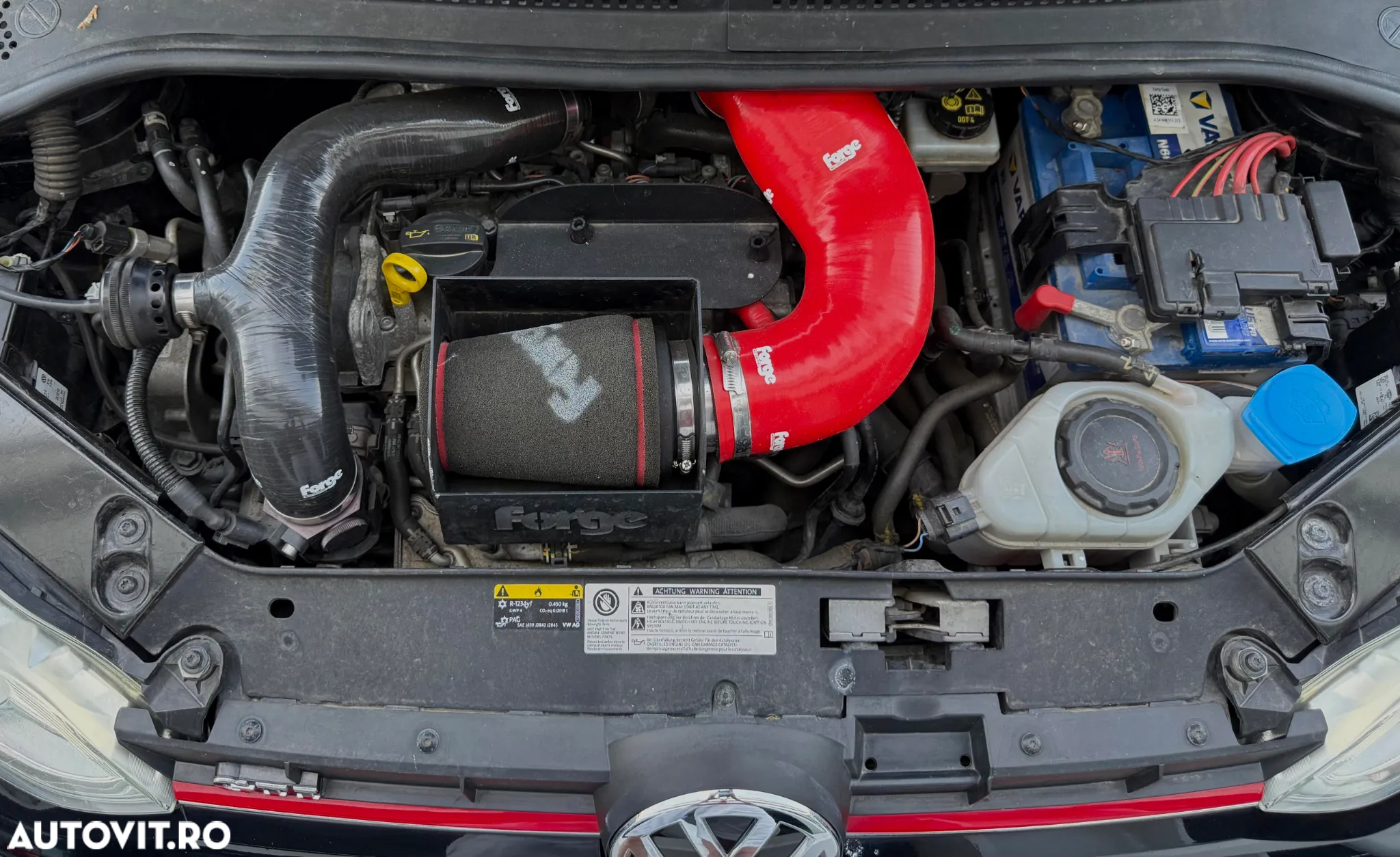 Volkswagen up! GTI - 25