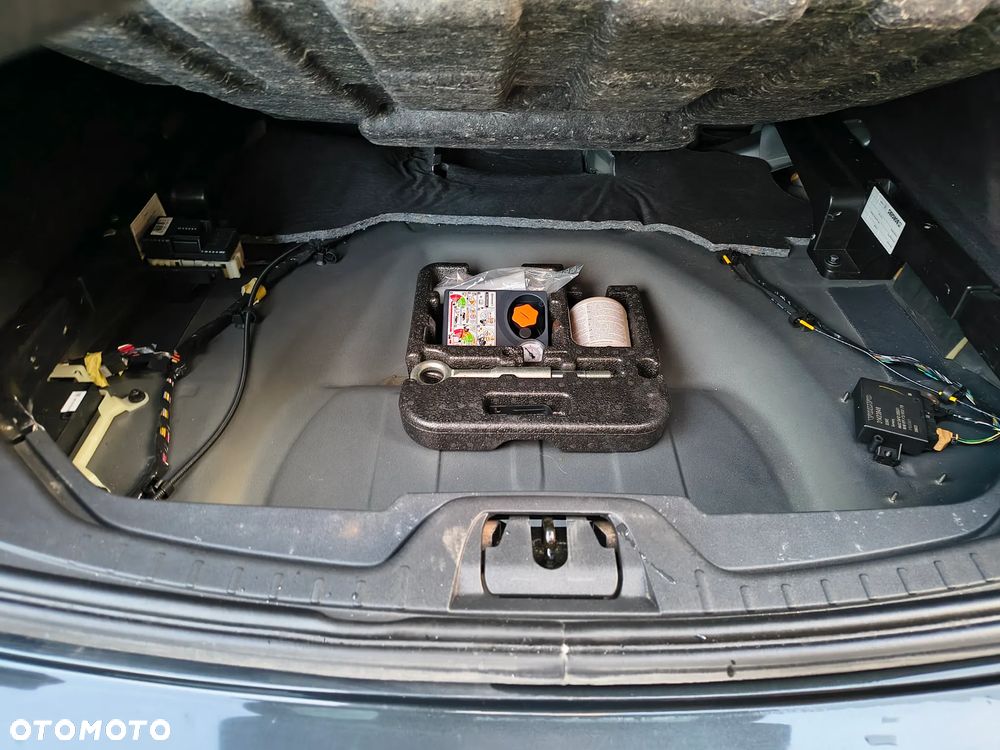 Volvo V60 D3 Geartronic Kinetic - 29