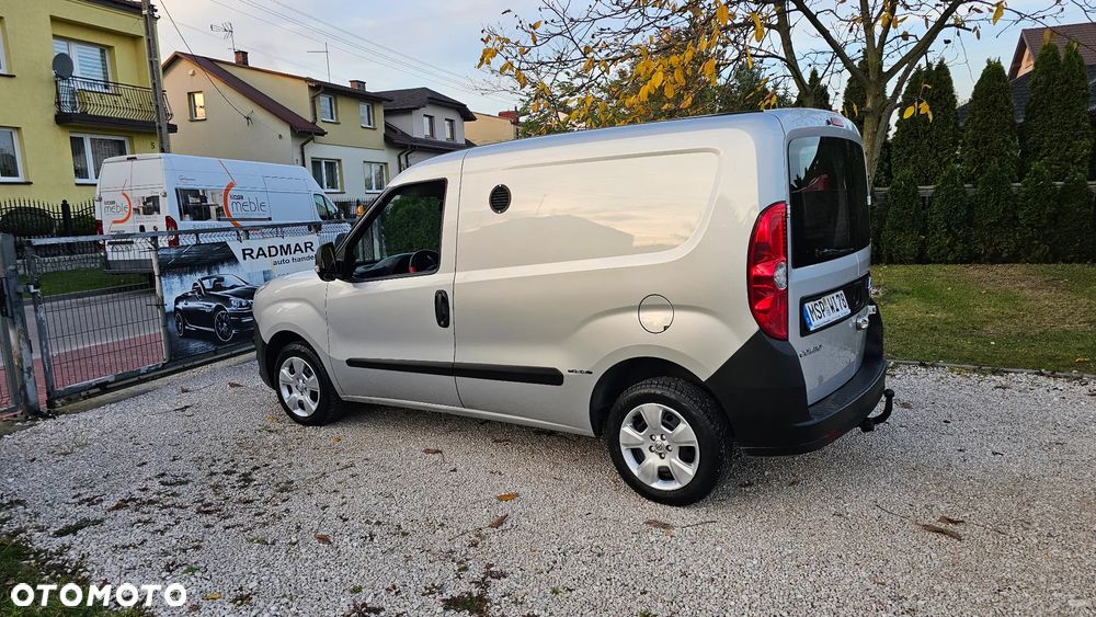 Opel Combo - 25