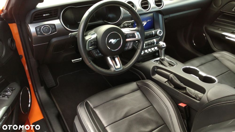 Ford Mustang - 19