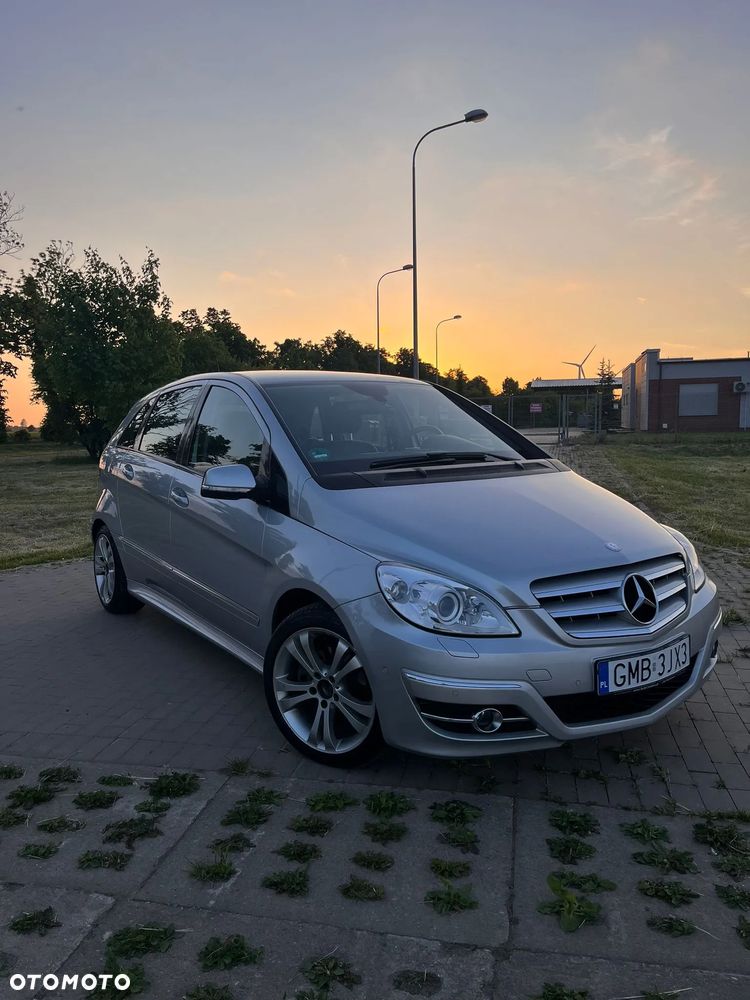 Mercedes-Benz Klasa B - 2