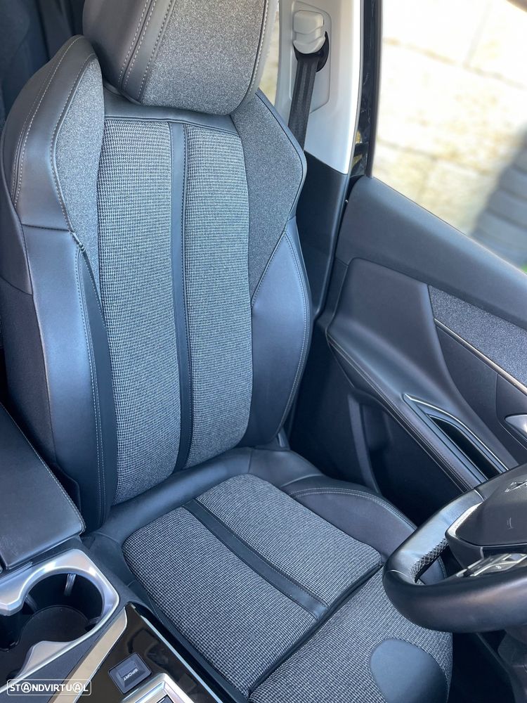 Peugeot 3008 1.5 BlueHDi Allure Pack EAT8 - 9