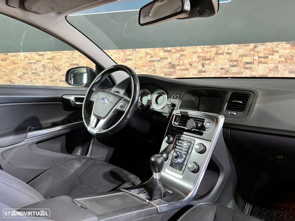 Volvo V60 - 10