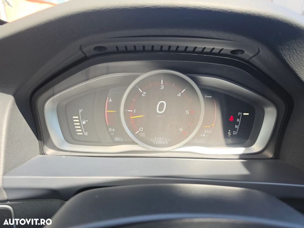 Volvo V60 - 15