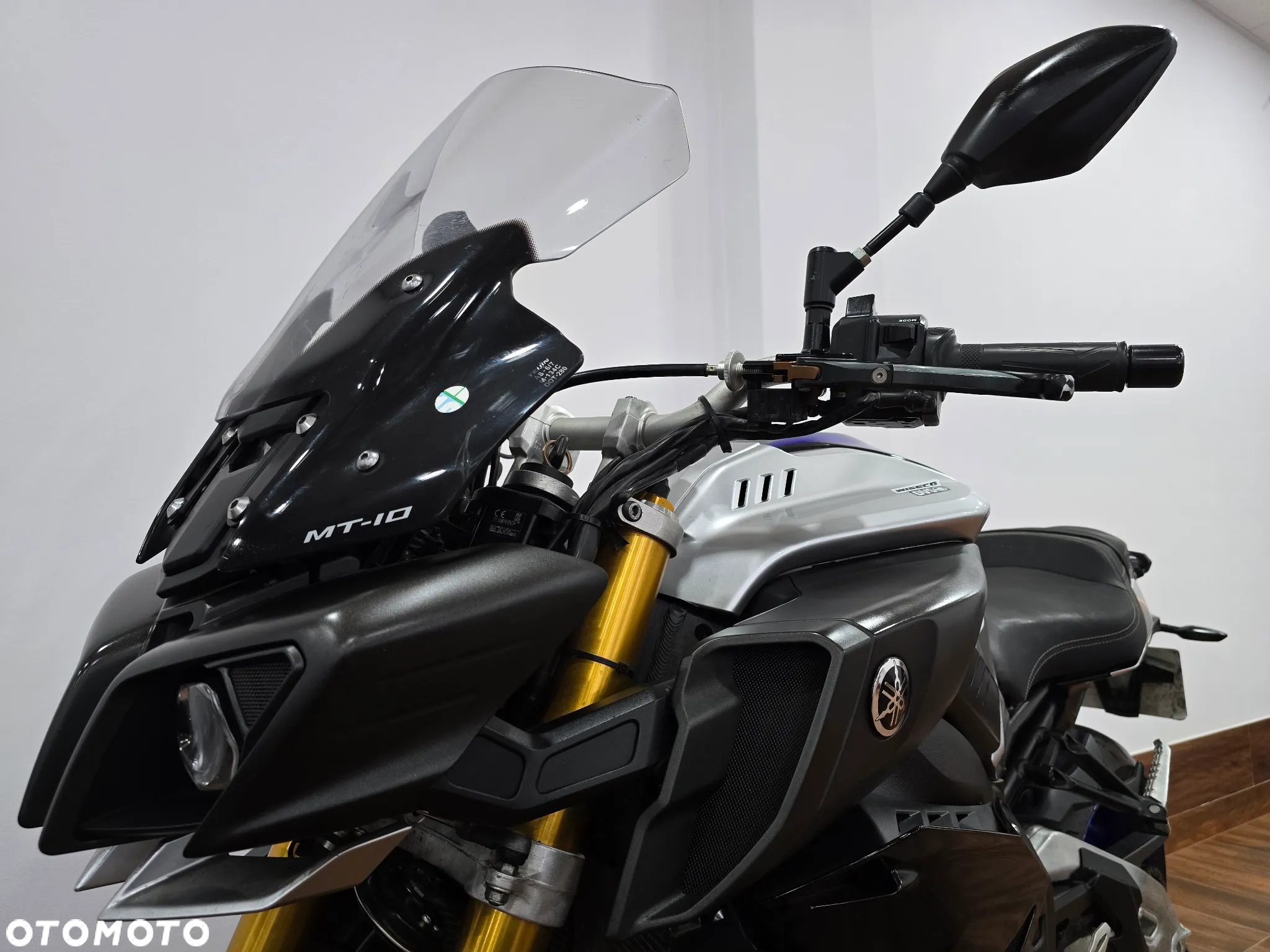 Yamaha MT - 19