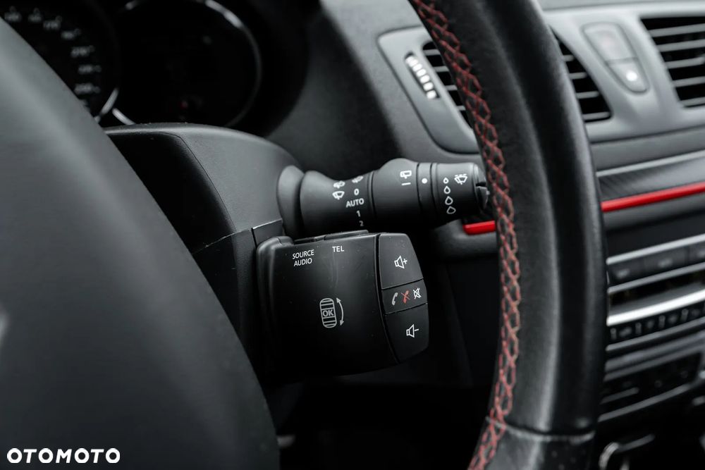 Renault Megane TCe 220 Start & Stop GTline 220 - 38