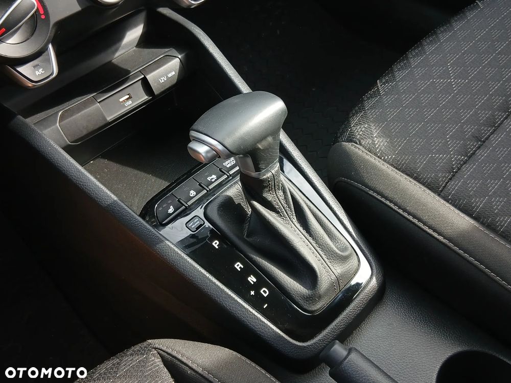 Kia Rio 1.0 T-GDI M DCT - 11