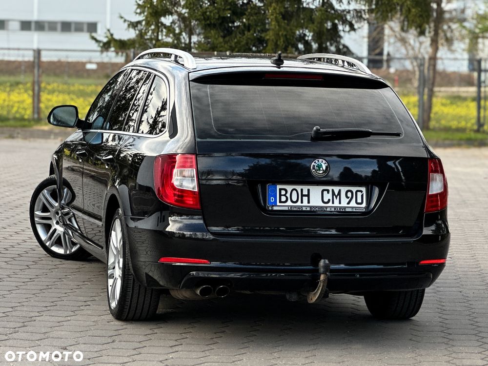 Skoda Superb 2.0 TDI DSG Exclusive - 10