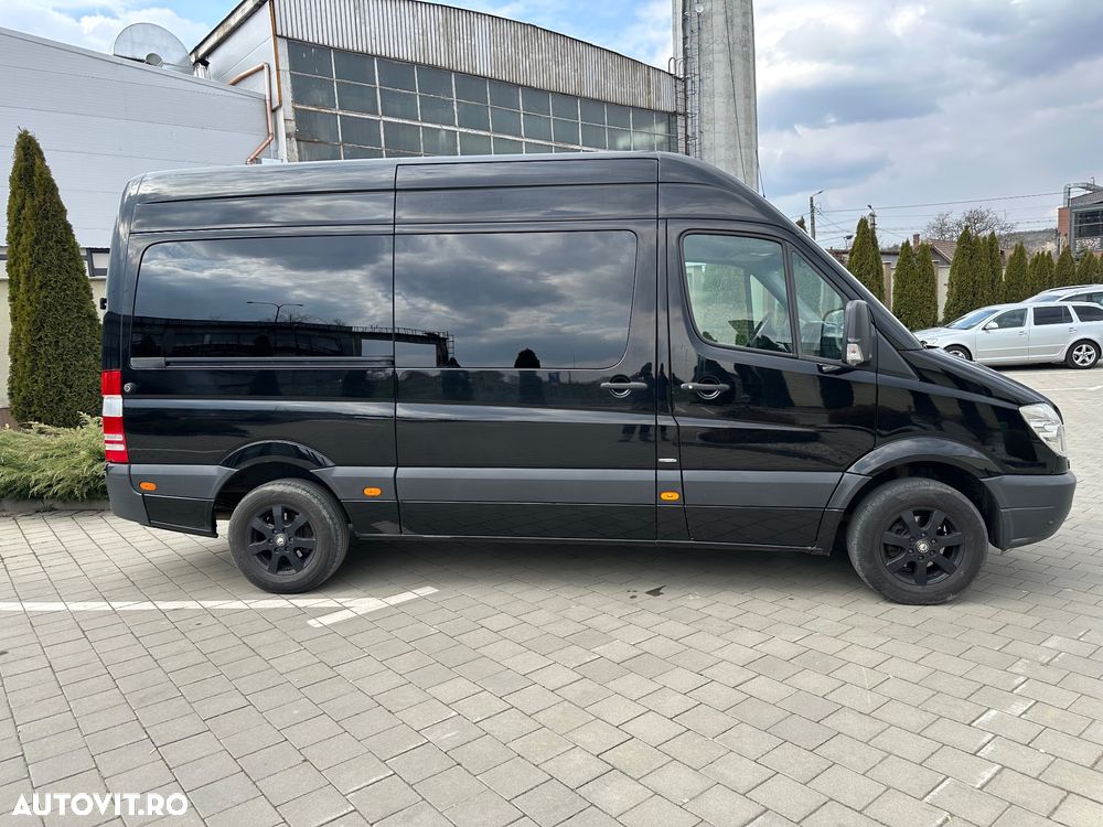 Mercedes-Benz Sprinter 906.211 7GTronic - 3