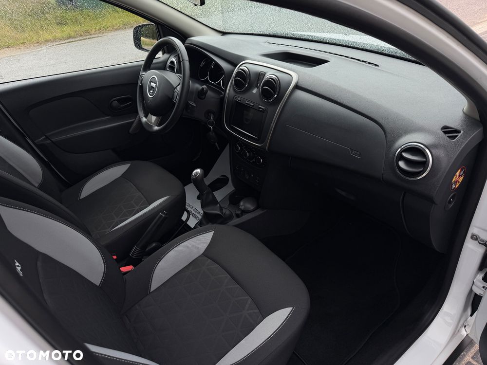 Dacia Sandero Stepway TCe 90 Prestige - 17