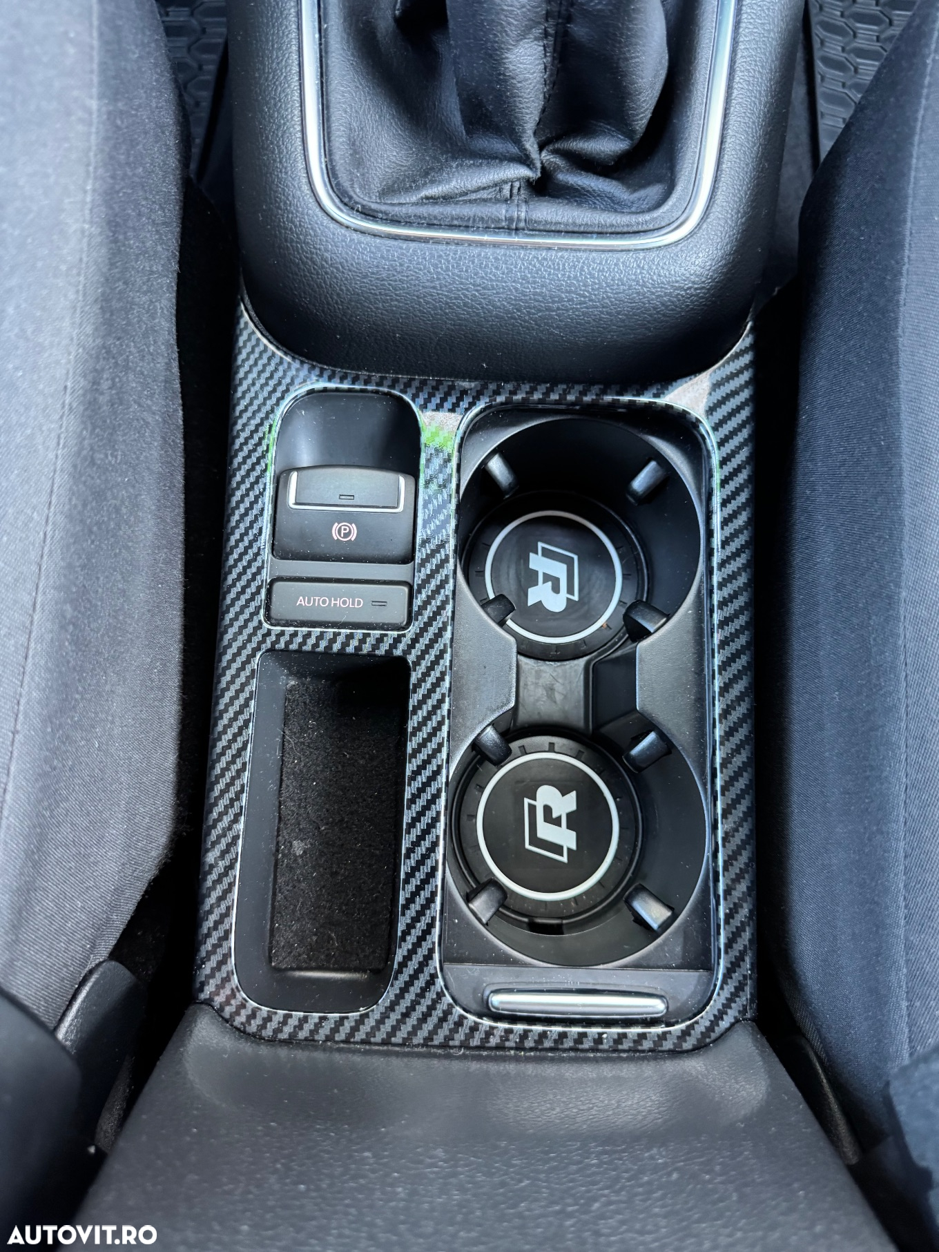 Volkswagen Tiguan - 22
