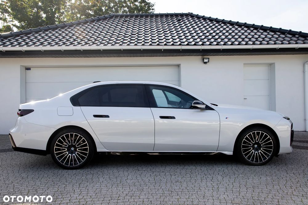 BMW Seria 7 - 7