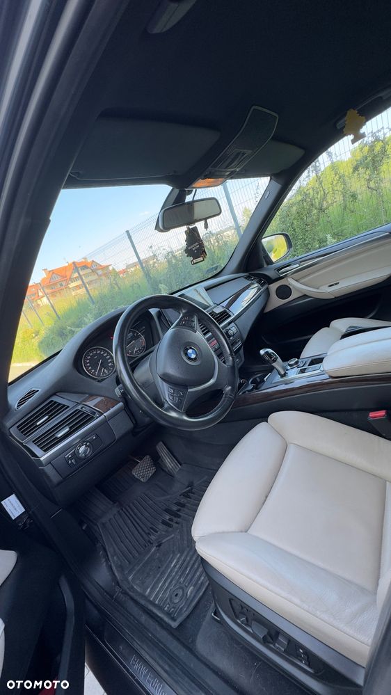 BMW X5 - 6