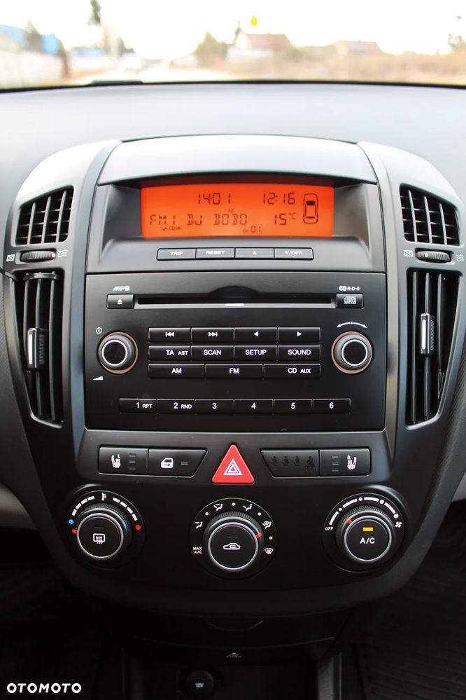 Kia Ceed - 18