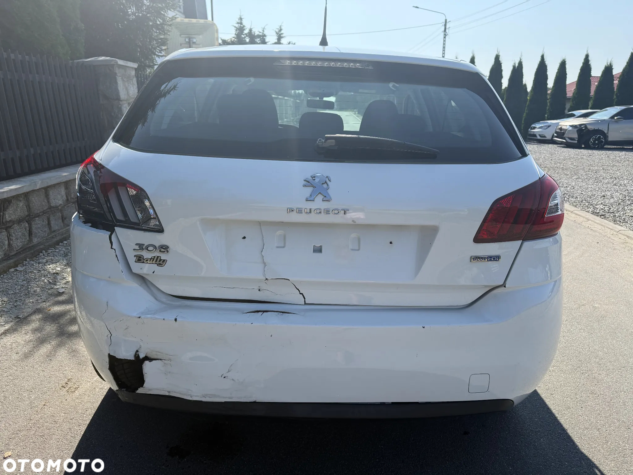 Peugeot 308 - 8