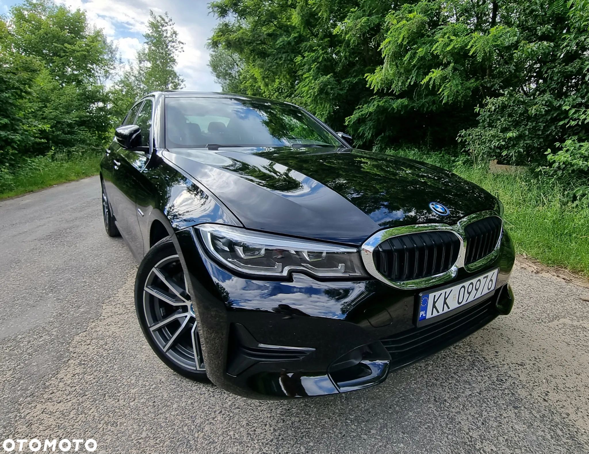 BMW Seria 3 ver-330e-sport-line - 1