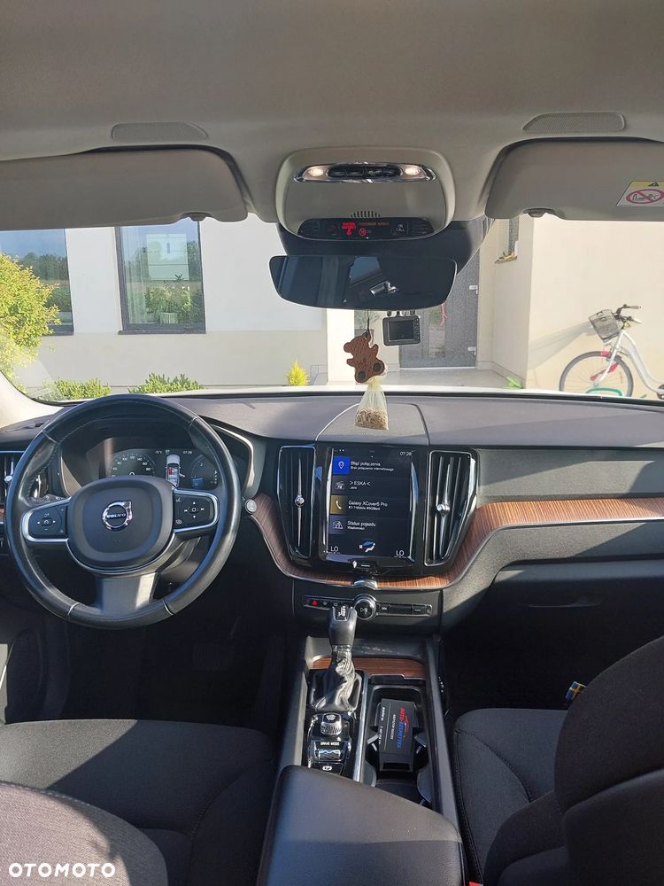 Volvo XC 60 D4 Momentum - 7
