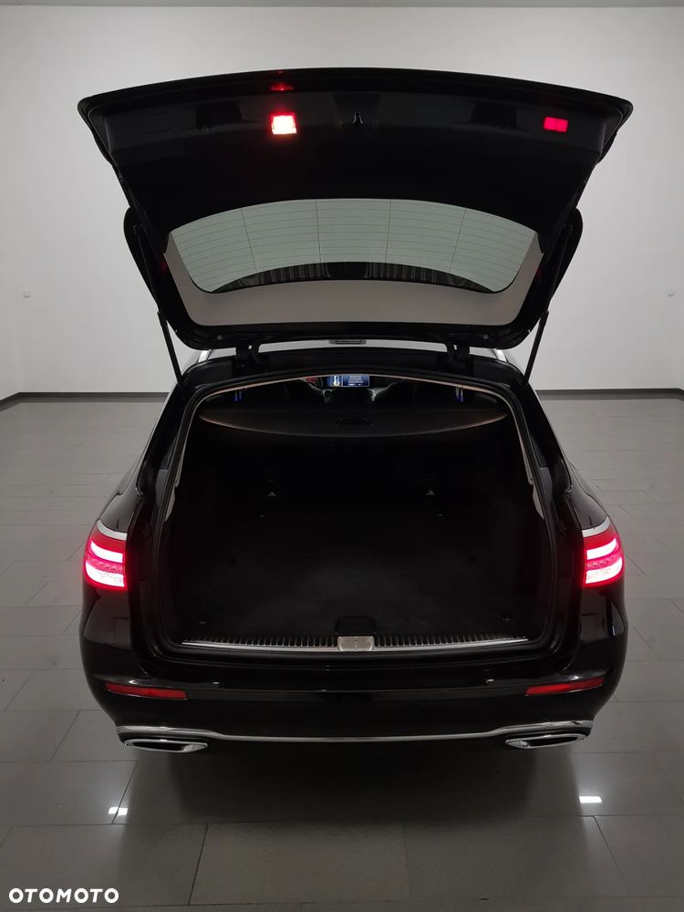 Mercedes-Benz Klasa E 220 d 9G-TRONIC AMG Line - 34