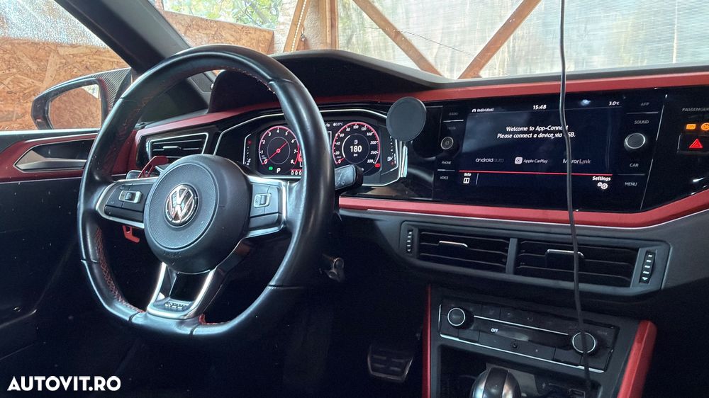 Volkswagen Polo 2.0 TSI DSG GTI - 2