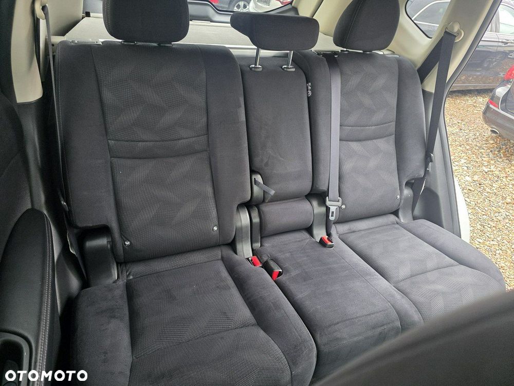 Nissan X-Trail 1.6 dCi Xtronic Tekna - 25