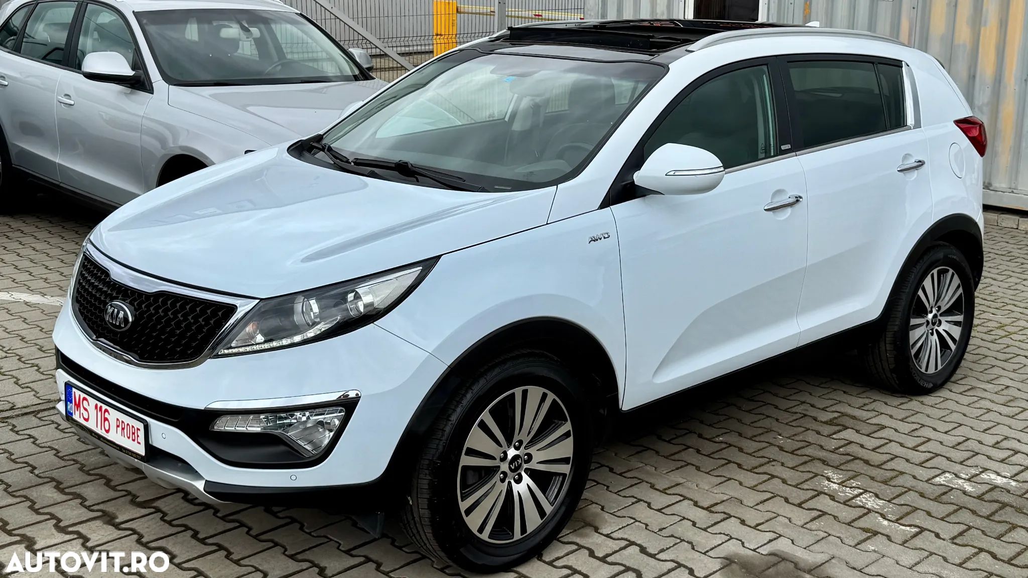Kia Sportage - 1