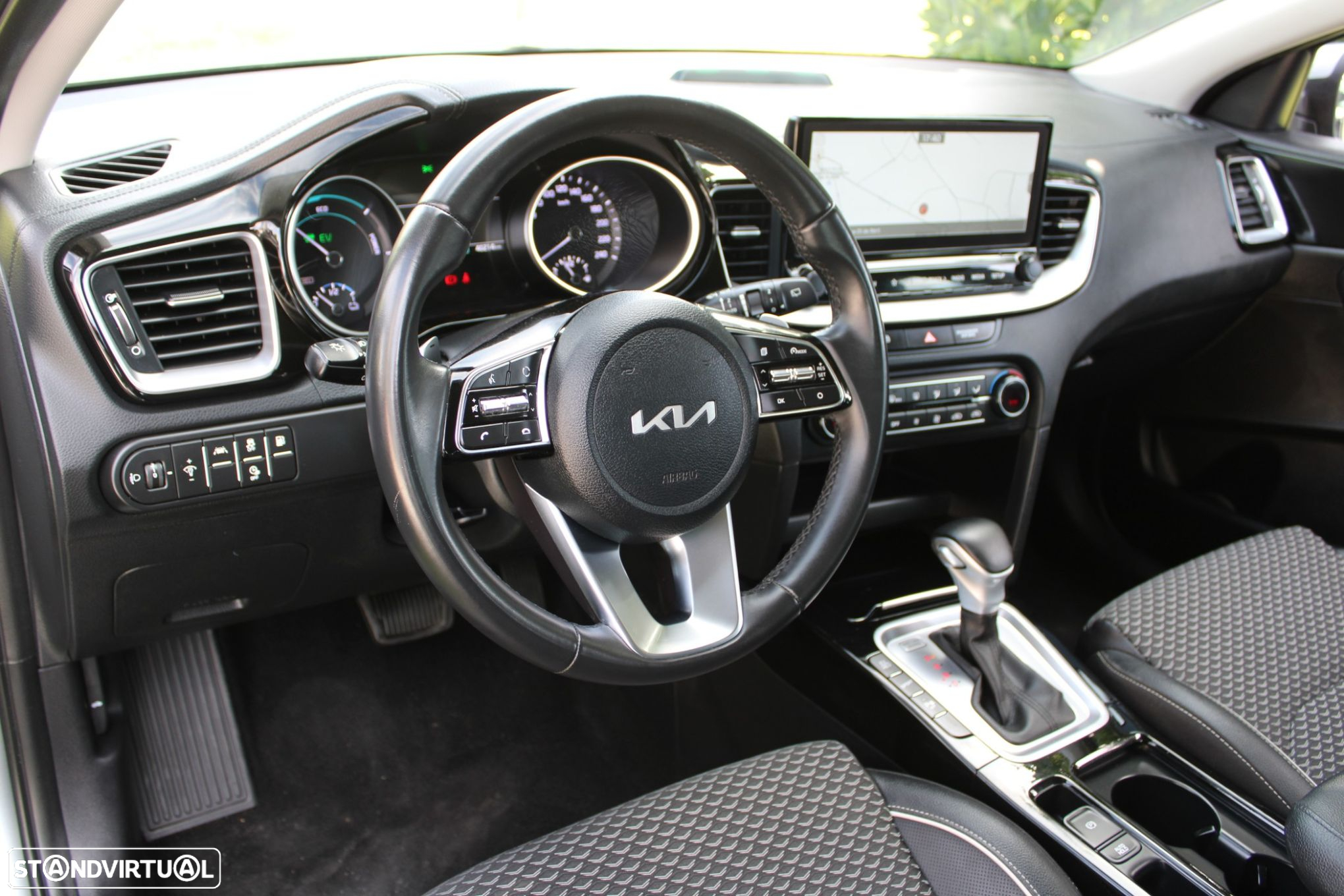 Kia XCeed 1.6 GDi PHEV Drive - 14