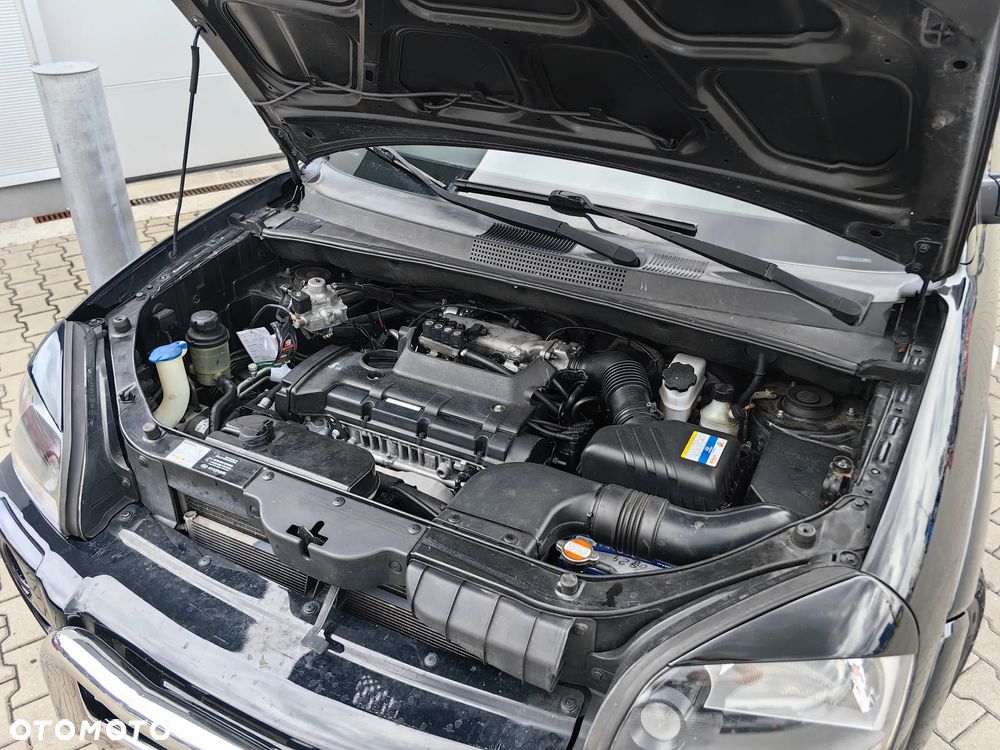 Hyundai Tucson 2.0 Comfort 2WD - 33