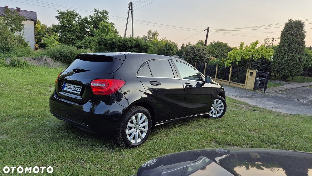Mercedes-Benz Klasa A 180 (BlueEFFICIENCY) Urban - 11