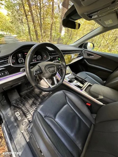 Audi Q8 - 7