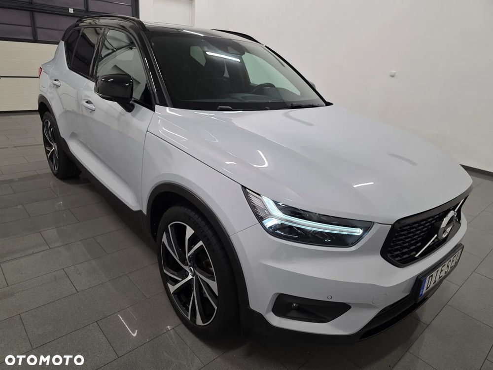 Volvo XC 40 D3 R-Design - 32