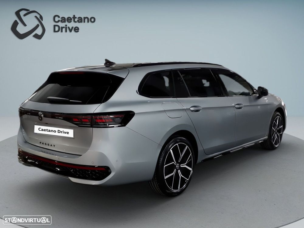 VW Passat Variant 1.5 TSI eHybrid R-Line DSG - 9