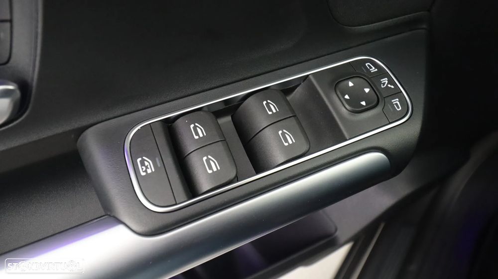 Mercedes-Benz GLA 180 d AMG Line - 22