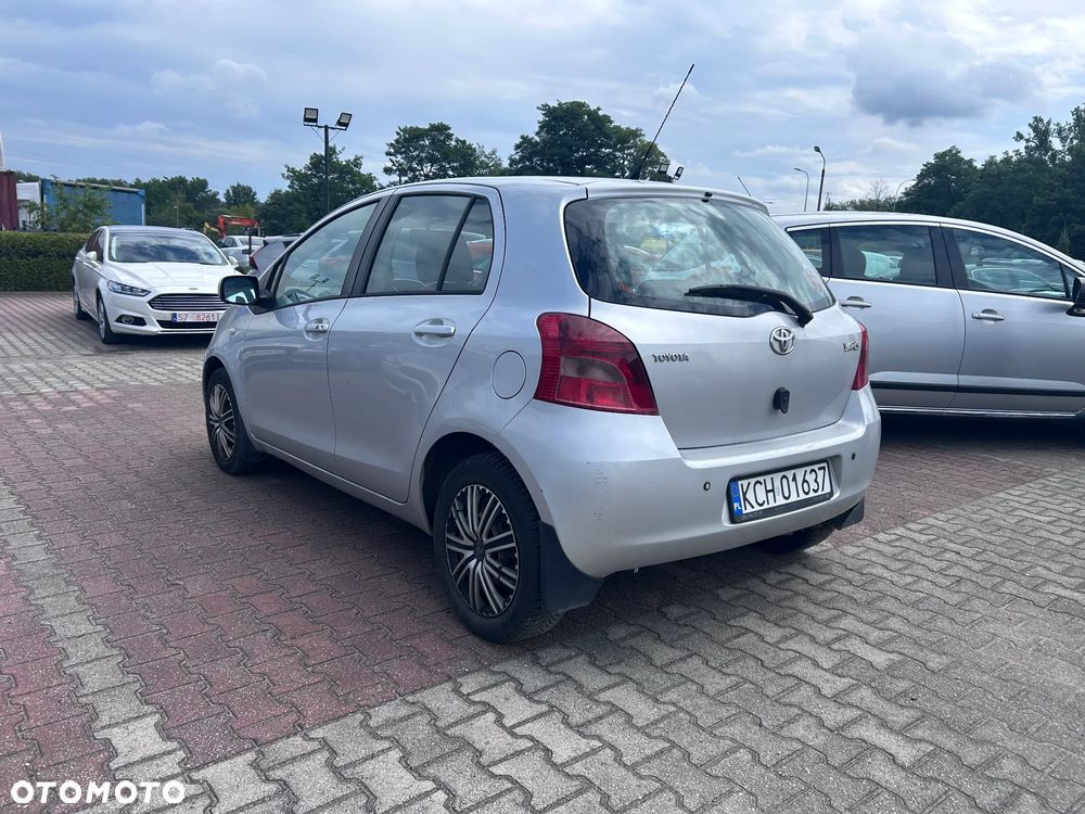 Toyota Yaris 1.3 Blue - 7