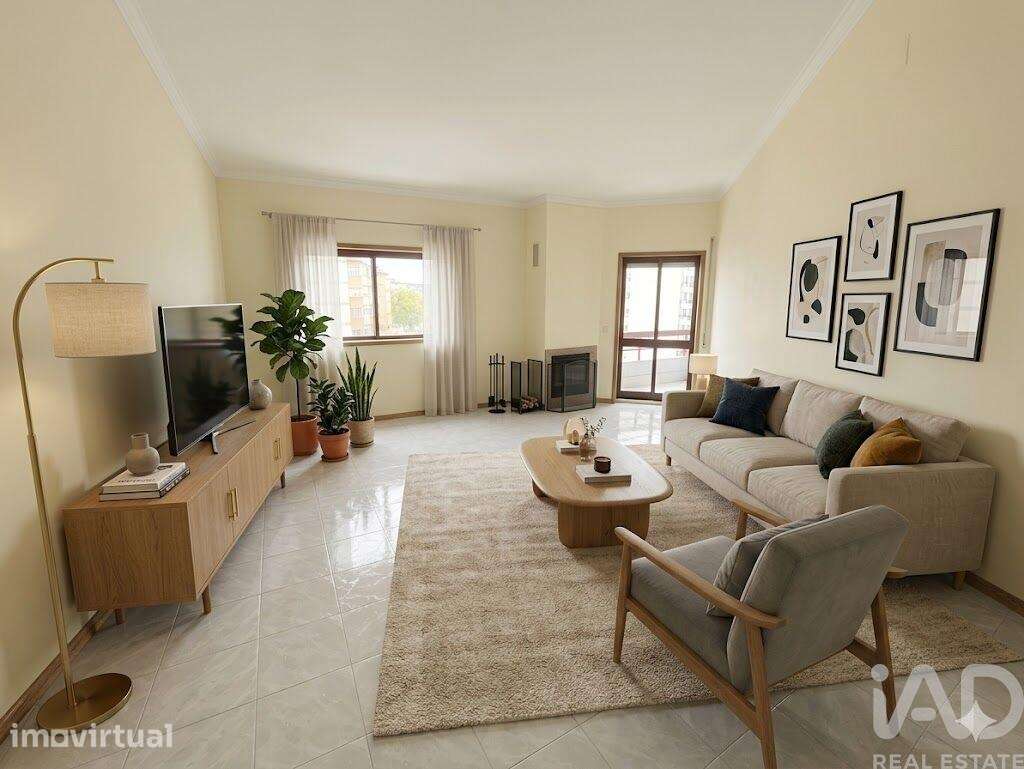 Apartamento T1 em Mafamude e Vilar do Paraíso - Grande imagem: 4/7