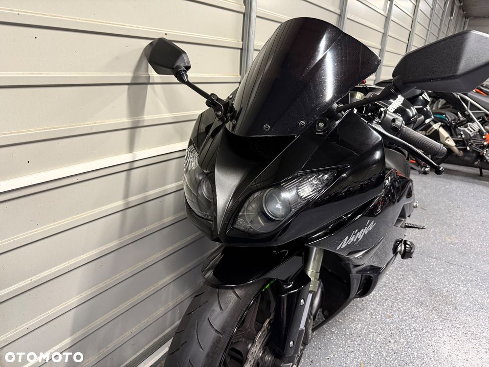 Kawasaki Ninja - 17