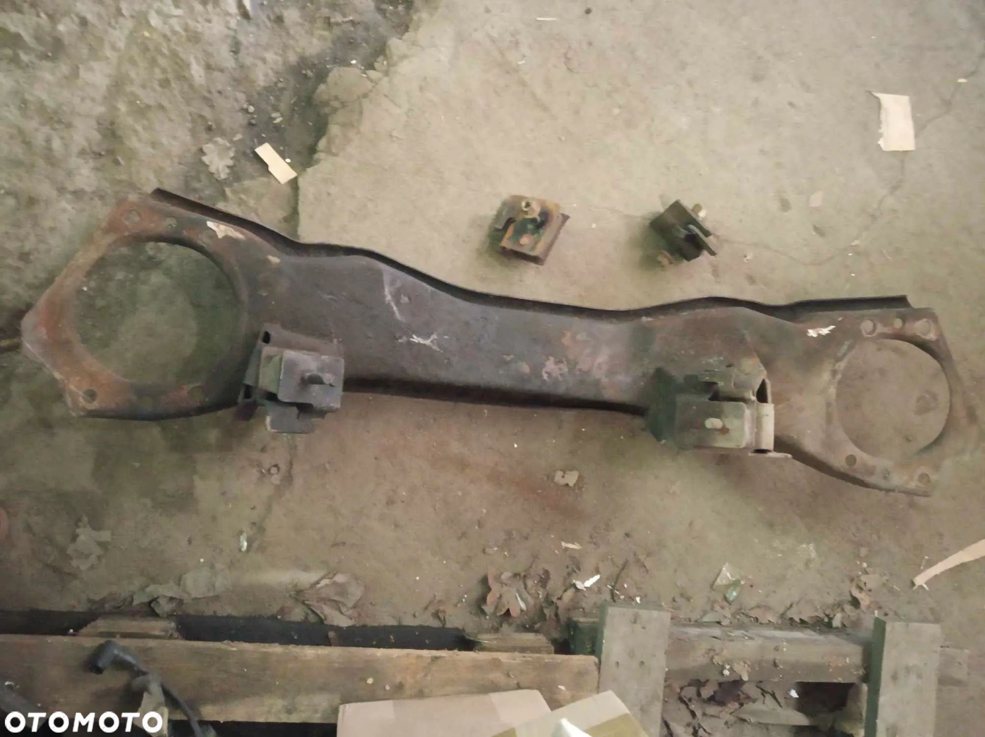 DODGE RAM VAN B150 B250 B350 71-01 belka zawieszenia sanki kolyska przod dolna vandura chevy van 3.7 5.2 5.9 v6 v8 front suspension support crossmember B100 B200 B300 B1500 B2500 B3500 1500 2500 3500 - 1