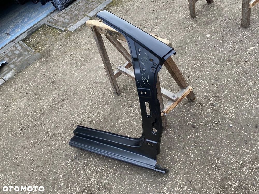 PRÓG PRAWY SŁUPEK VW UP 3D 3 DRZWI NOWY ORYGINALNY 1S3809606 - 2