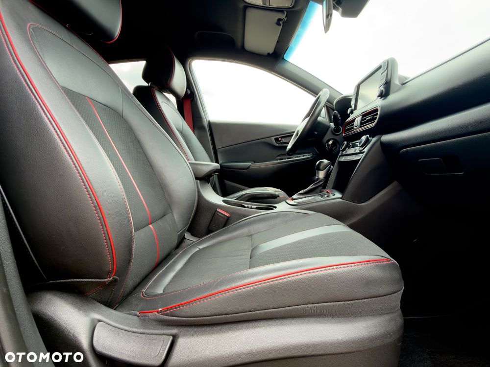 Hyundai Kona 1.6 CRDi DCT 4WD Premium - 24