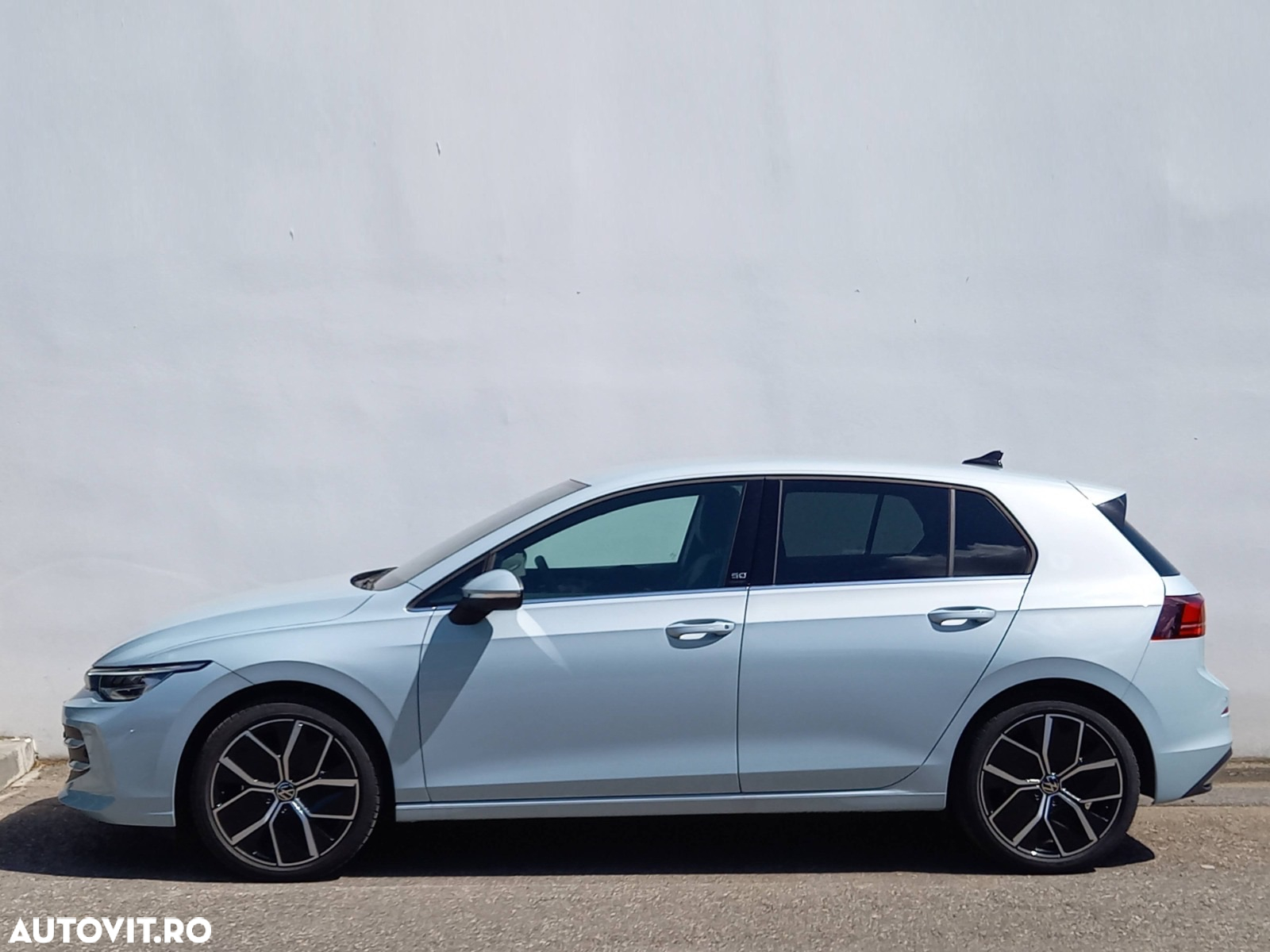 Volkswagen Golf 1.5 eTSI ACT DSG MHEV Style - 3