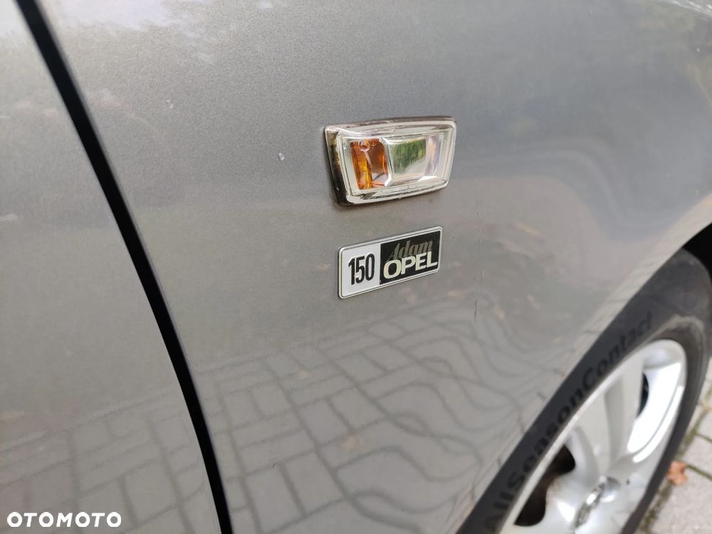 Opel Corsa 1.4 16V 150 Jahre - 29