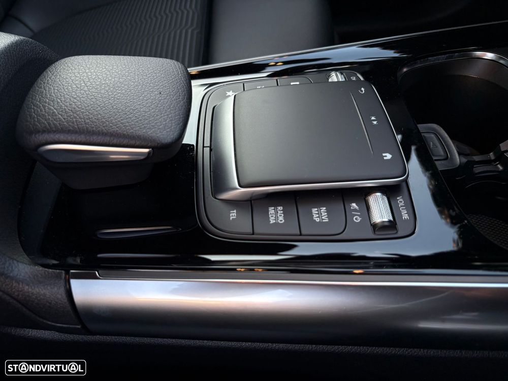 Mercedes-Benz GLA 250 e Progressive - 26