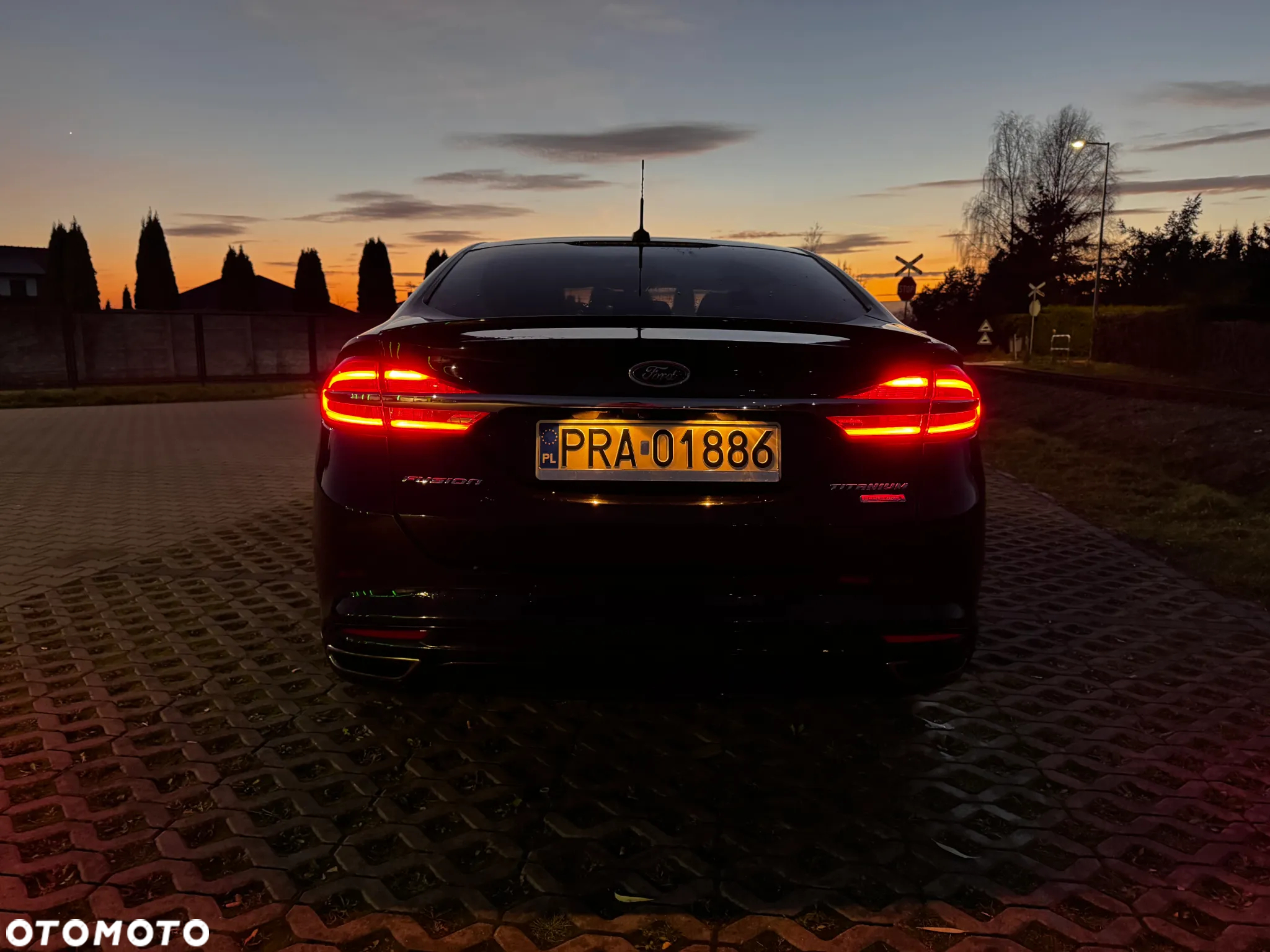 Ford Fusion 2.0 EcoBoost Titanium - 11