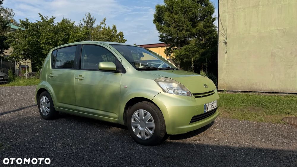 Daihatsu Sirion 1.3 - 9