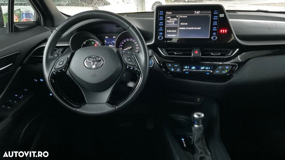 Toyota C-HR 1.8 HSD 122 CP 4x2 CVT Core - 17