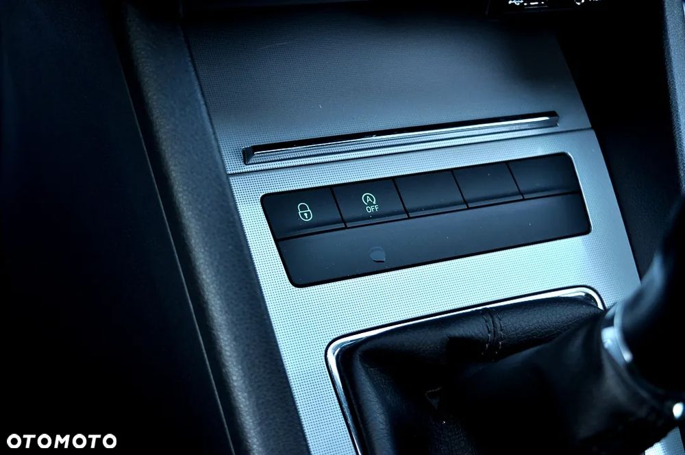 Skoda Octavia 1.4 TSI Ambition - 19